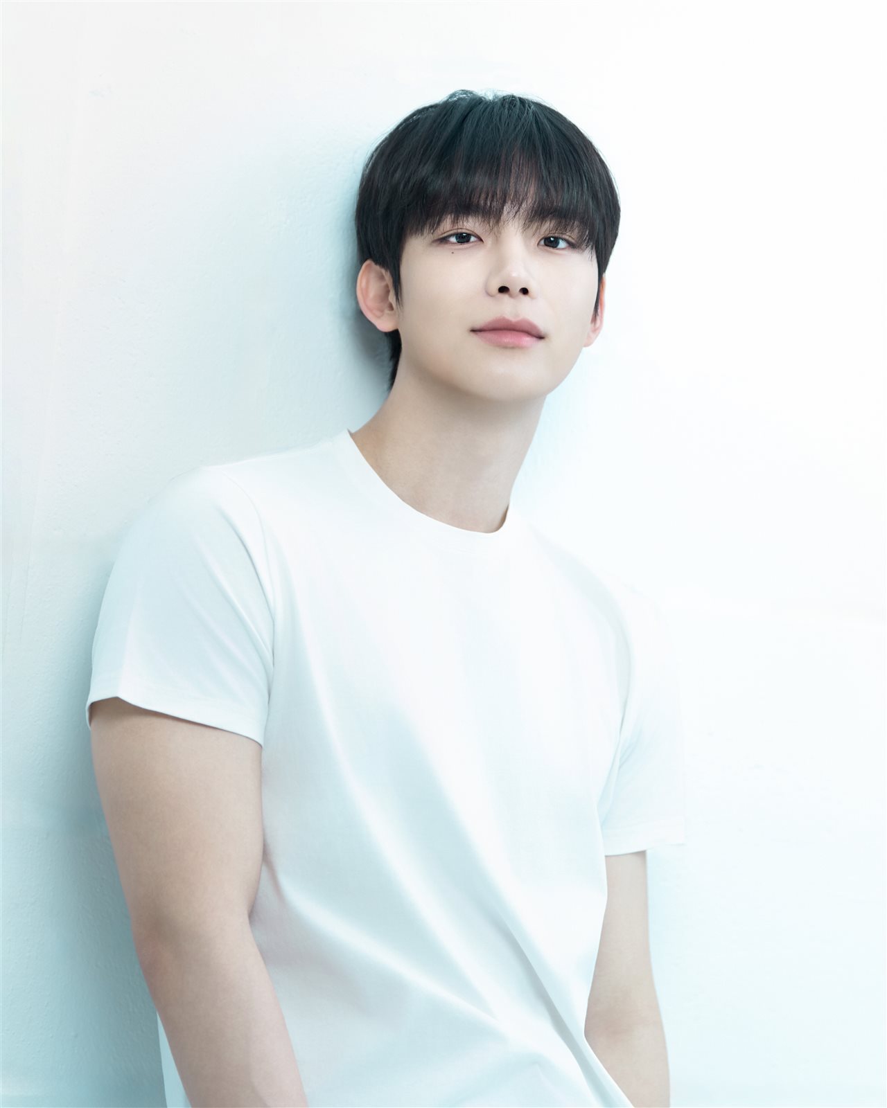 윤현제 화보 A